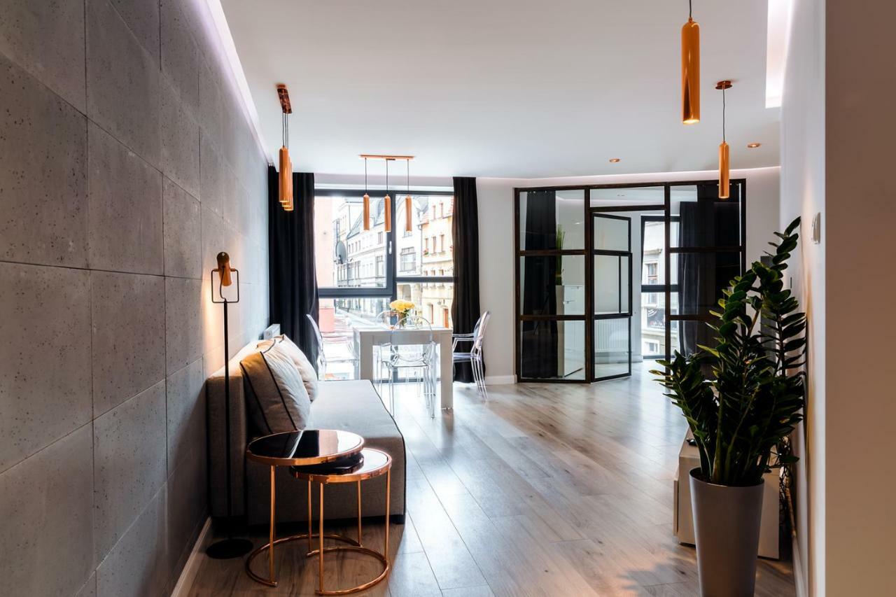Apartament Miedziany เยเลเนียกูรา ภายนอก รูปภาพ