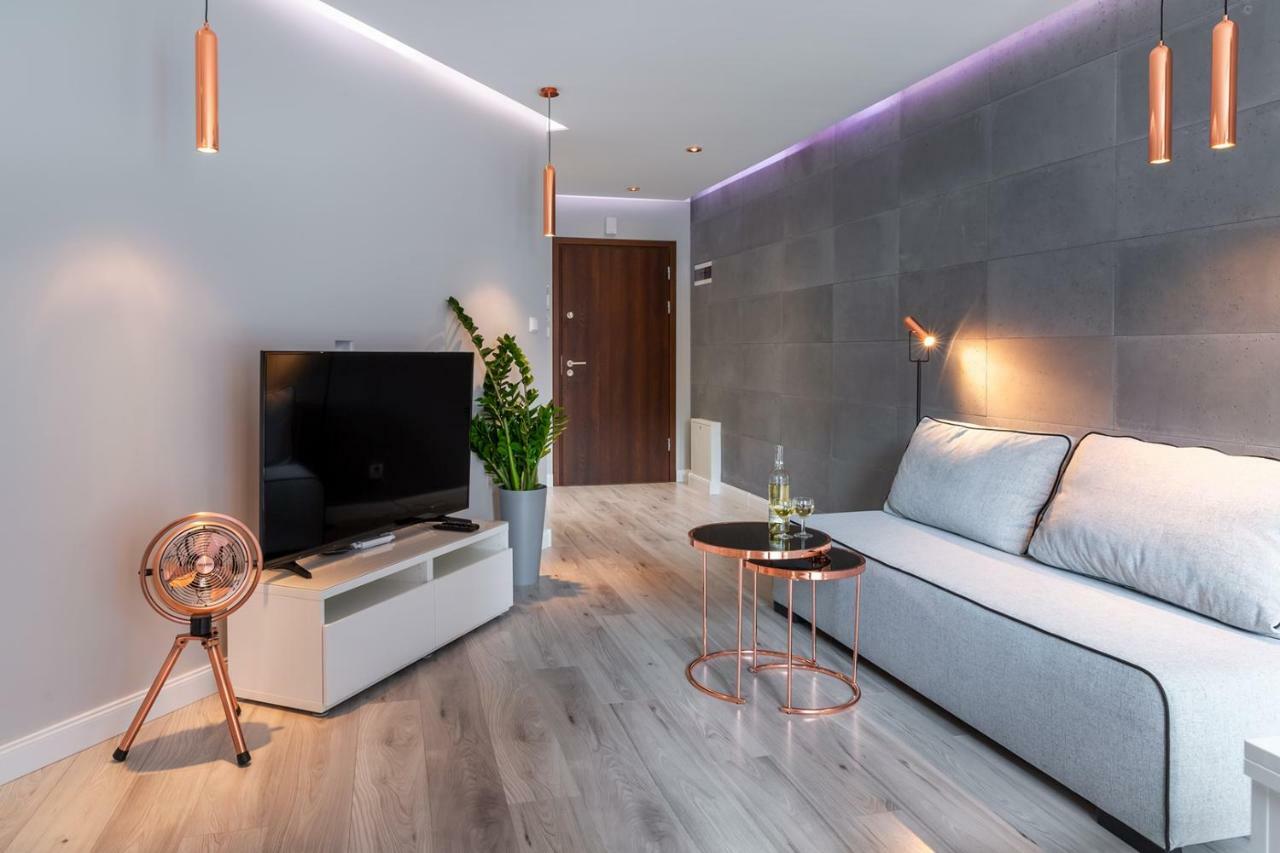 Apartament Miedziany เยเลเนียกูรา ภายนอก รูปภาพ