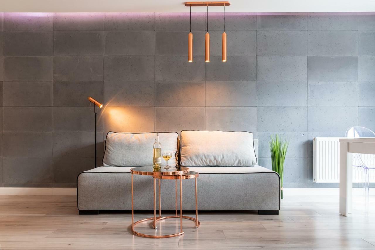 Apartament Miedziany เยเลเนียกูรา ภายนอก รูปภาพ